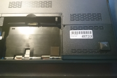 Laptop Klappe mit Festplatte HDD